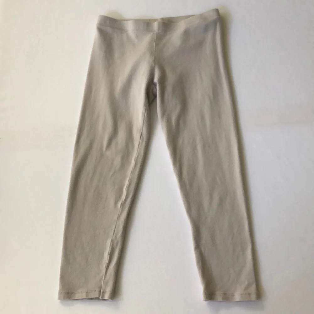 The Children’s Place Capri Leggings in Putty Color Size Medium 7/8